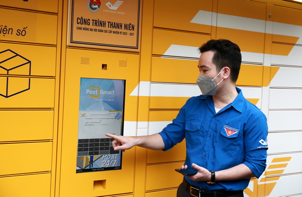 MÔ HÌNH SMART LOCKER - TỦ ĐỂ ĐỒ THÔNG MINH PHỔ BIẾN NHƯ THẾ NÀO Tủ phát hàng tự động Post Smart” - công trình chào mừng ĐH Đoàn của tuổi trẻ Bưu điện Việt Nam
