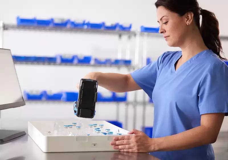 CÔNG NGHỆ RFID QUẢN LÝ DƯỢC PHẨM TRONG Y TẾ CÔNG NGHỆ RFID QUẢN LÝ DƯỢC PHẨM TRONG Y TẾ